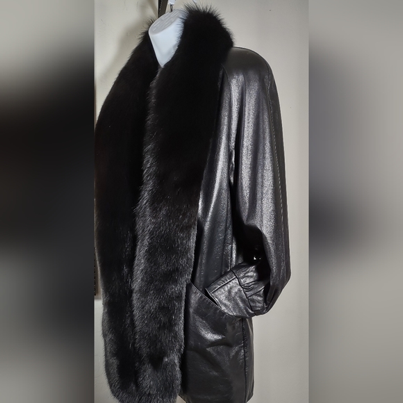 Black Leather Stroller Jacket with Black Fox Trim - Picture 4 of 6